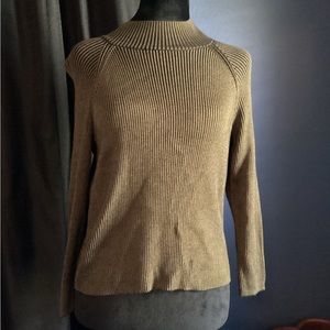 bar III womens sweater